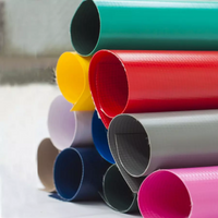 O PVC colorido revestiu o encerado nos rolos, material impermeável do rolo da tela inflável do PVC 